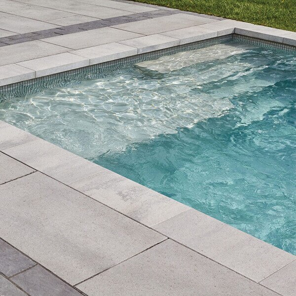 Permacon Melville Plus Concrete Cap